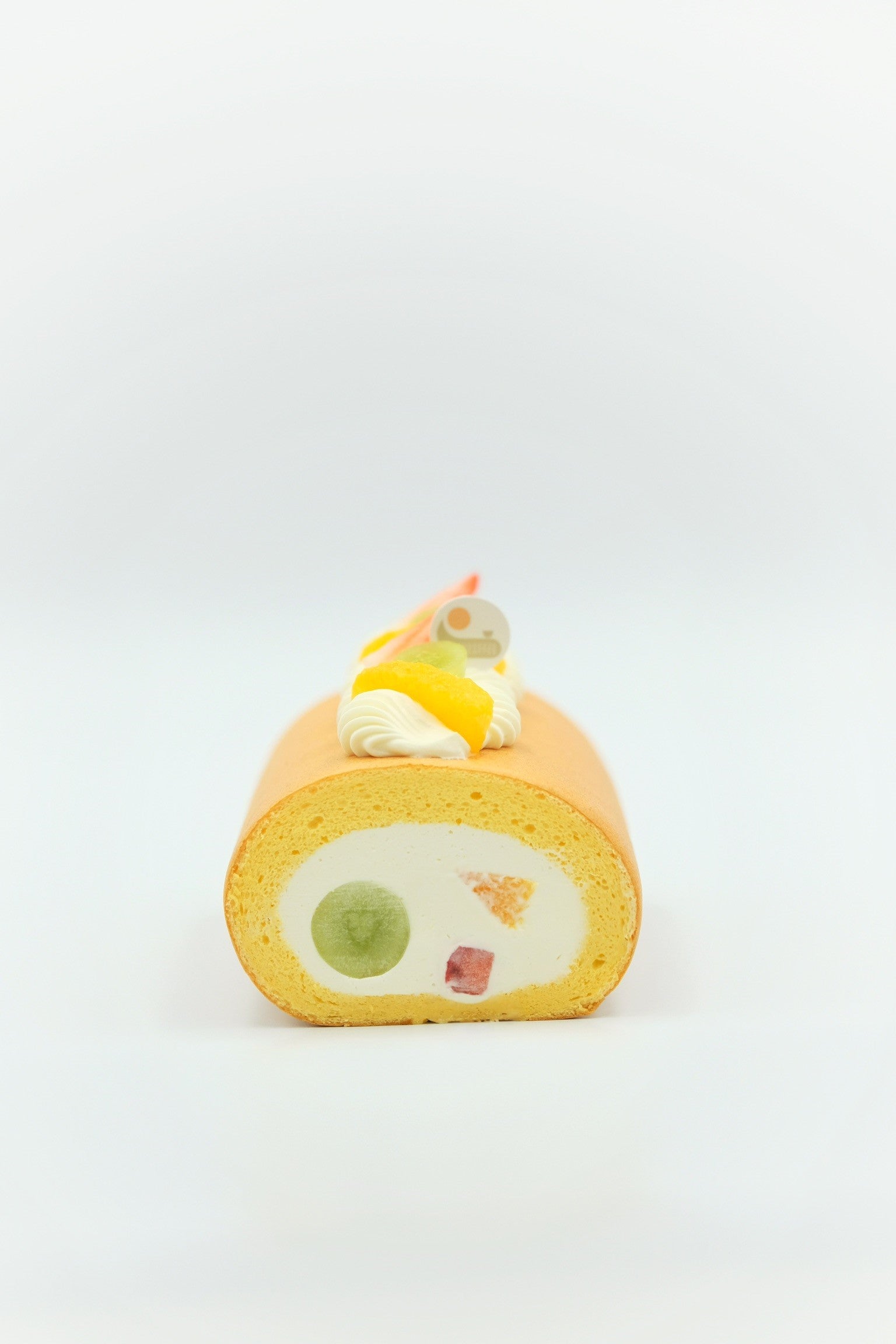 Japanese Roll Cake with Seasonal Fruits 12cm side view
